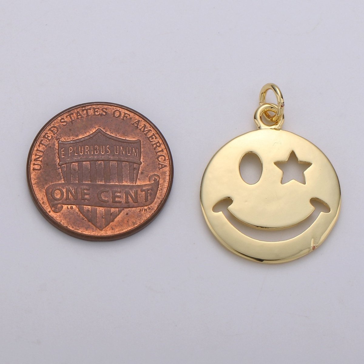 14k Gold Filled Happy Face Charm, Gold emoji charm 25x20mm Star Smile Charm Pendant Smiley face charms for Necklace Earring Bracelet Supply D-665