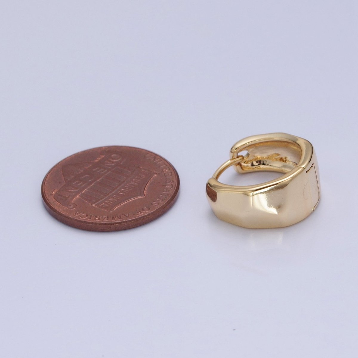 14K Gold Filled Multifaceted Geometric Hammered Huggie Hoop Earrings P-387