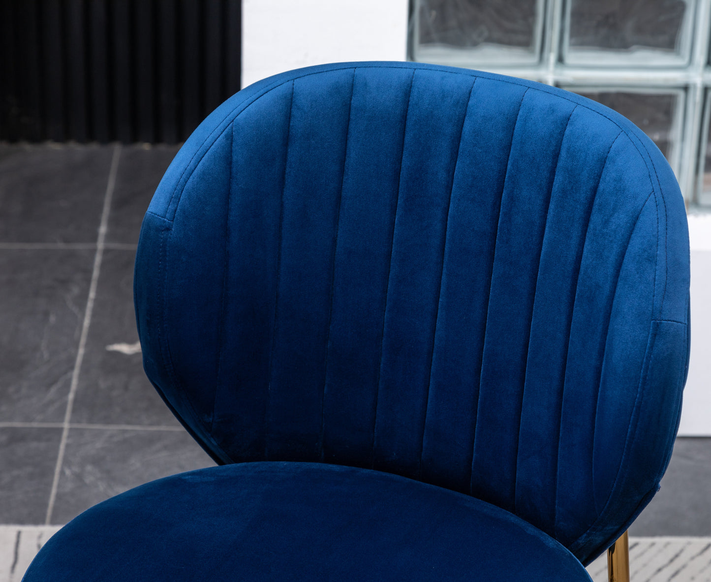 Amoa Contemporary Velvet Upholstery Dining Chair