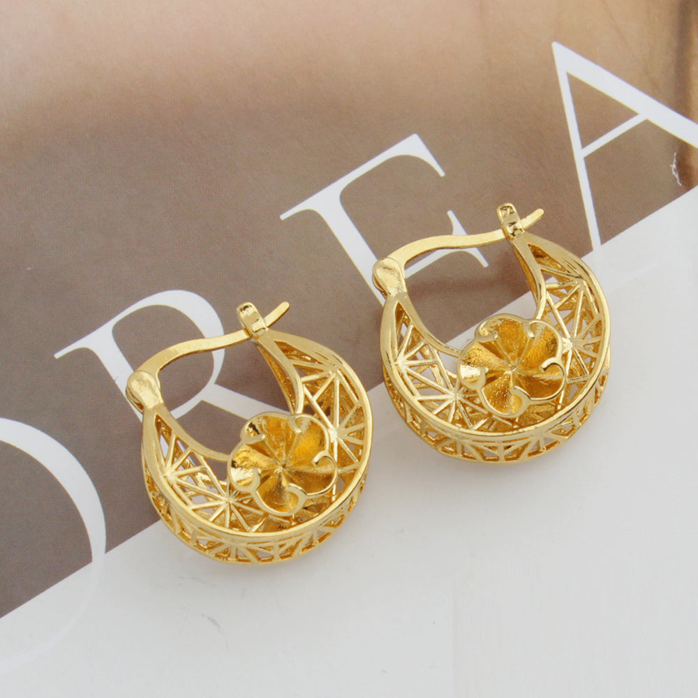 RMZ GOLD NYC 14k Gold Flower Basket Hoop Earrings