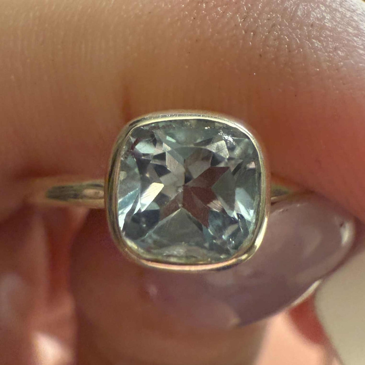 Cushion-Cut Bezel Blue Topaz Ring in Sterling Silver