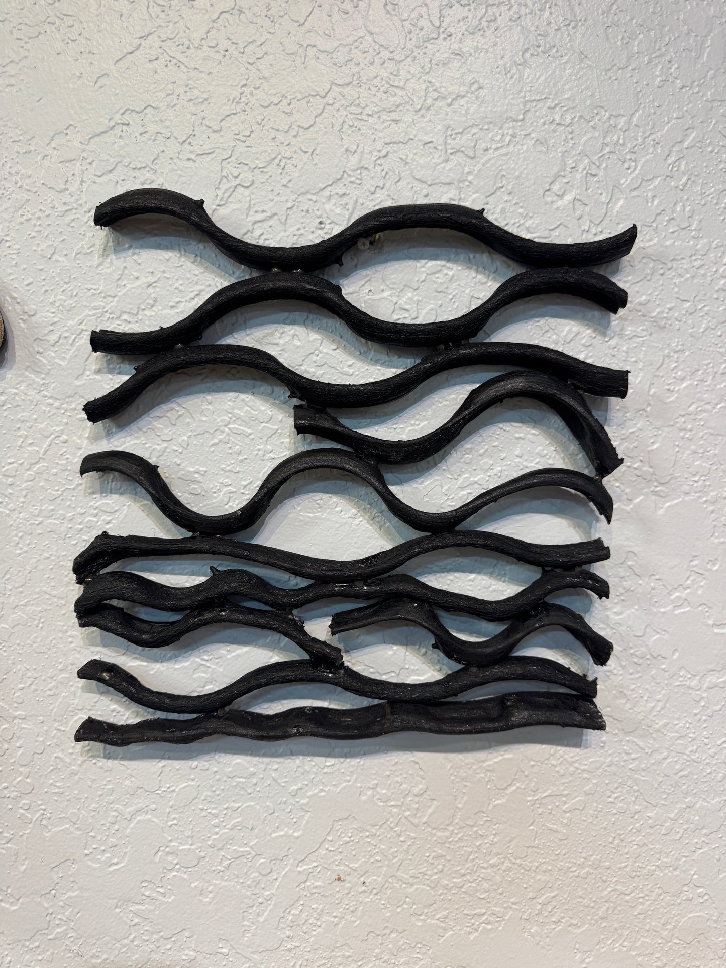Black Tide Snake Vine Wall Art – 14” x 14”