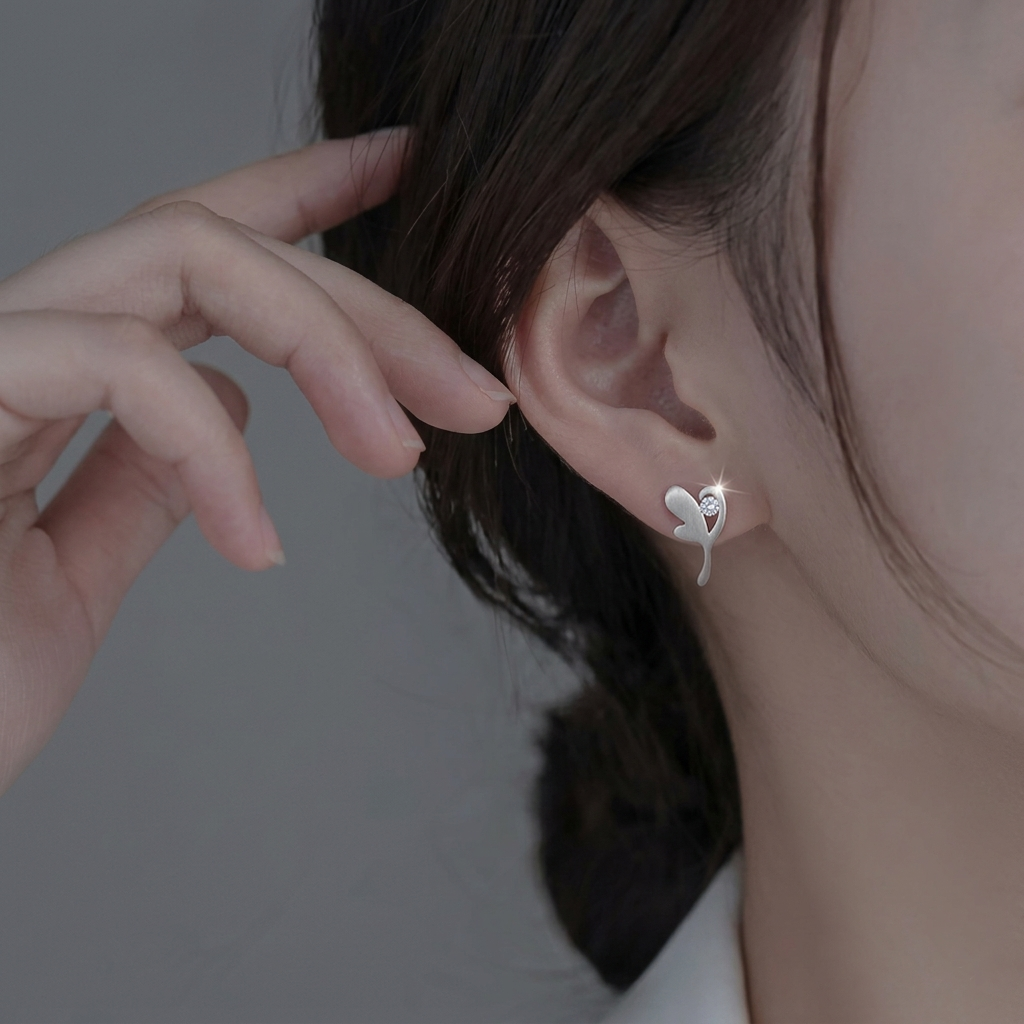 ER102W B.Tiff Lucky Clover Earrings