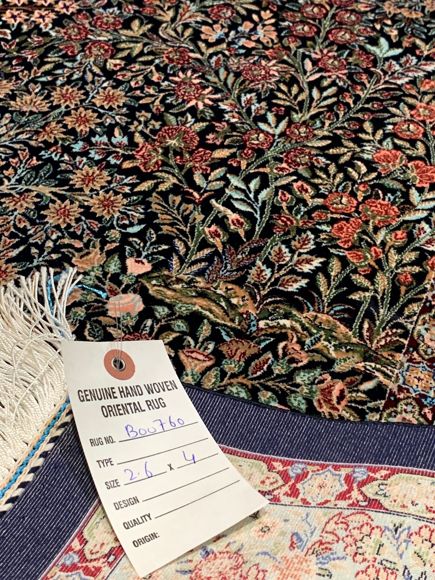 Exquisite 100% Silk Persian Isphahan Rug – Elegant and Luxurious, size 2' 6" x 4"