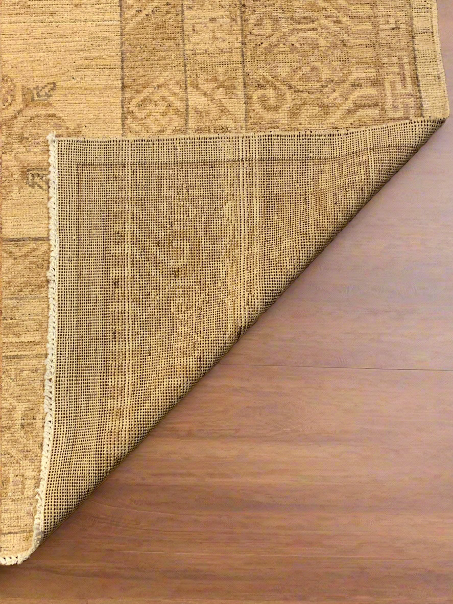 Hand-Knotted Sultanabad Vegetable-Dyed Wool Rug, 8' x 11' 8"