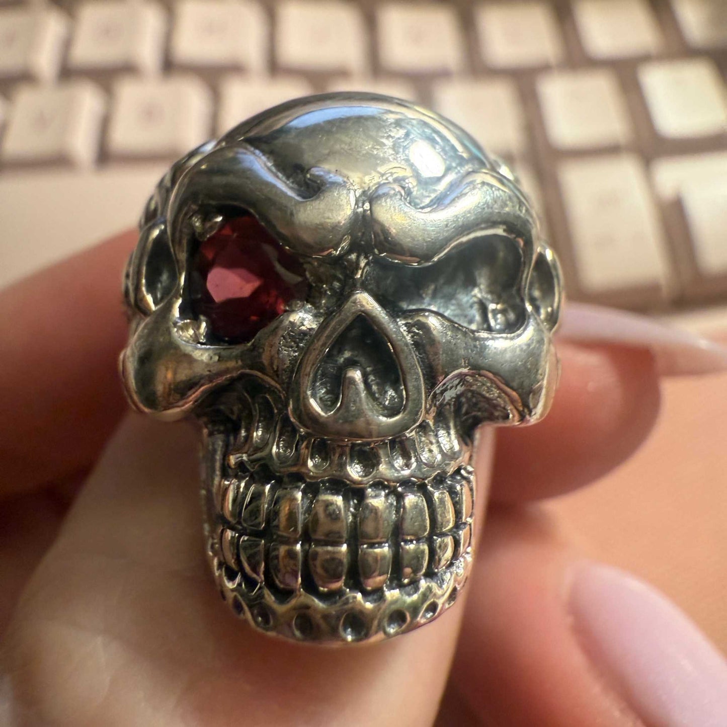 Sterling Silver Pirate Skull Ring with Garnet Eye – Sizes 9, 10 & 11