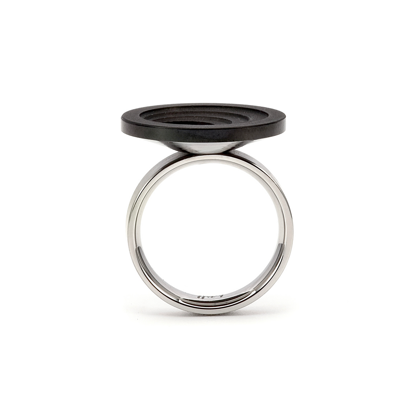 RG205B B.Tiff .12 ct Round Cut Black Solitaire Disk Ring