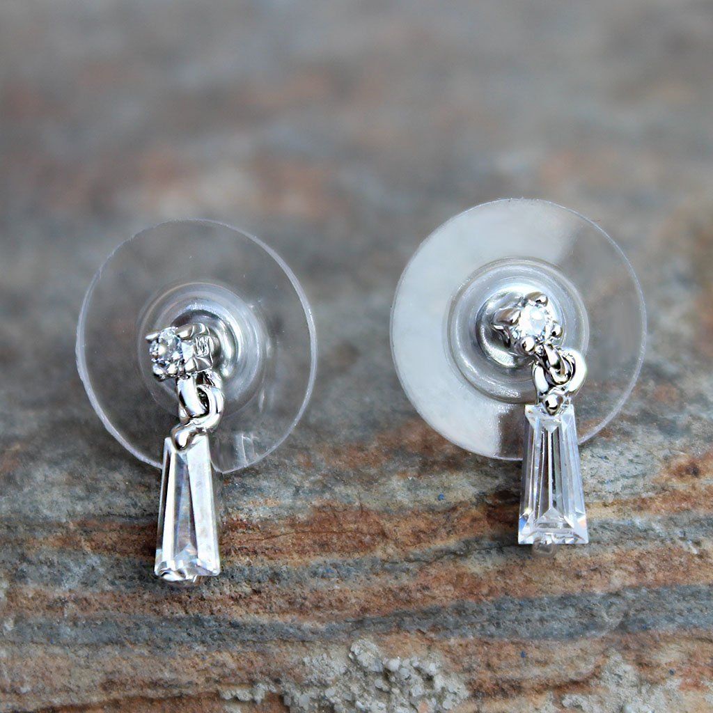 LOA1383 - Rhodium Plating Brass Earrings with AAA Grade CZ in Clear