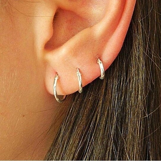 RMZ GOLD NYC Italian Black Endless Hoop Earrings (3 Pairs)