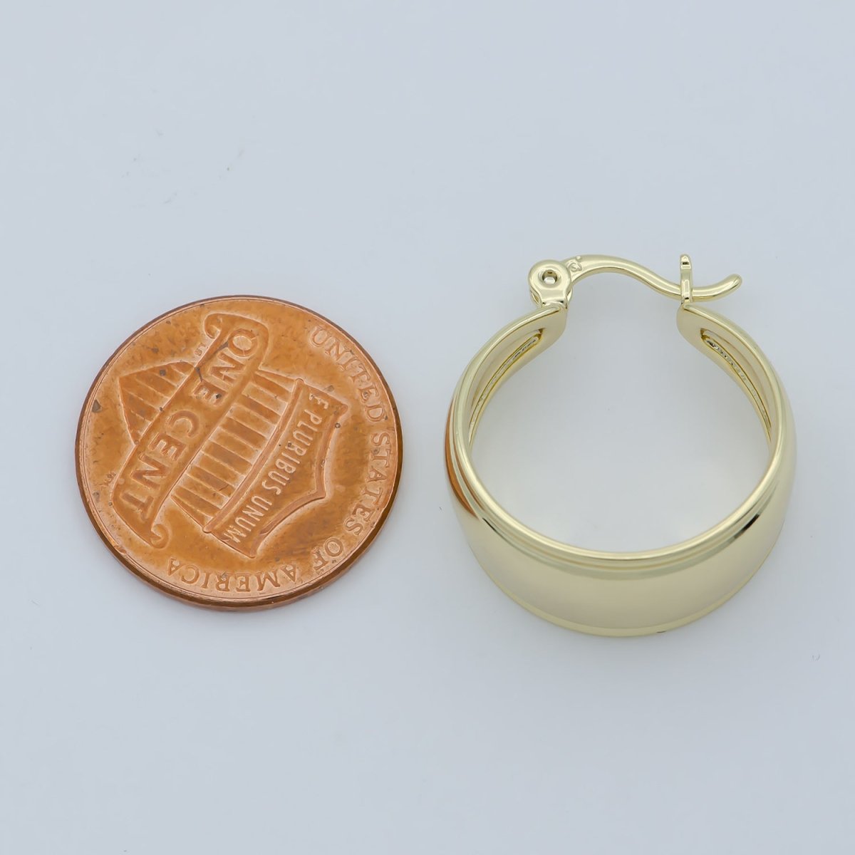 Golden Simple Round Huggies Earrings, Plain Gold Filled Geometric Formal/Casual Daily Wear Earring Jewelry P-256
