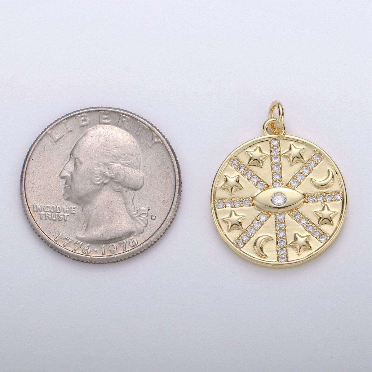 Medallion lucky Charm ,24K Gold Filled medallion,Medallion lucky charm,Medallion pendant,Elephant luck,horseshoe luck,Irish luck medallion D-478