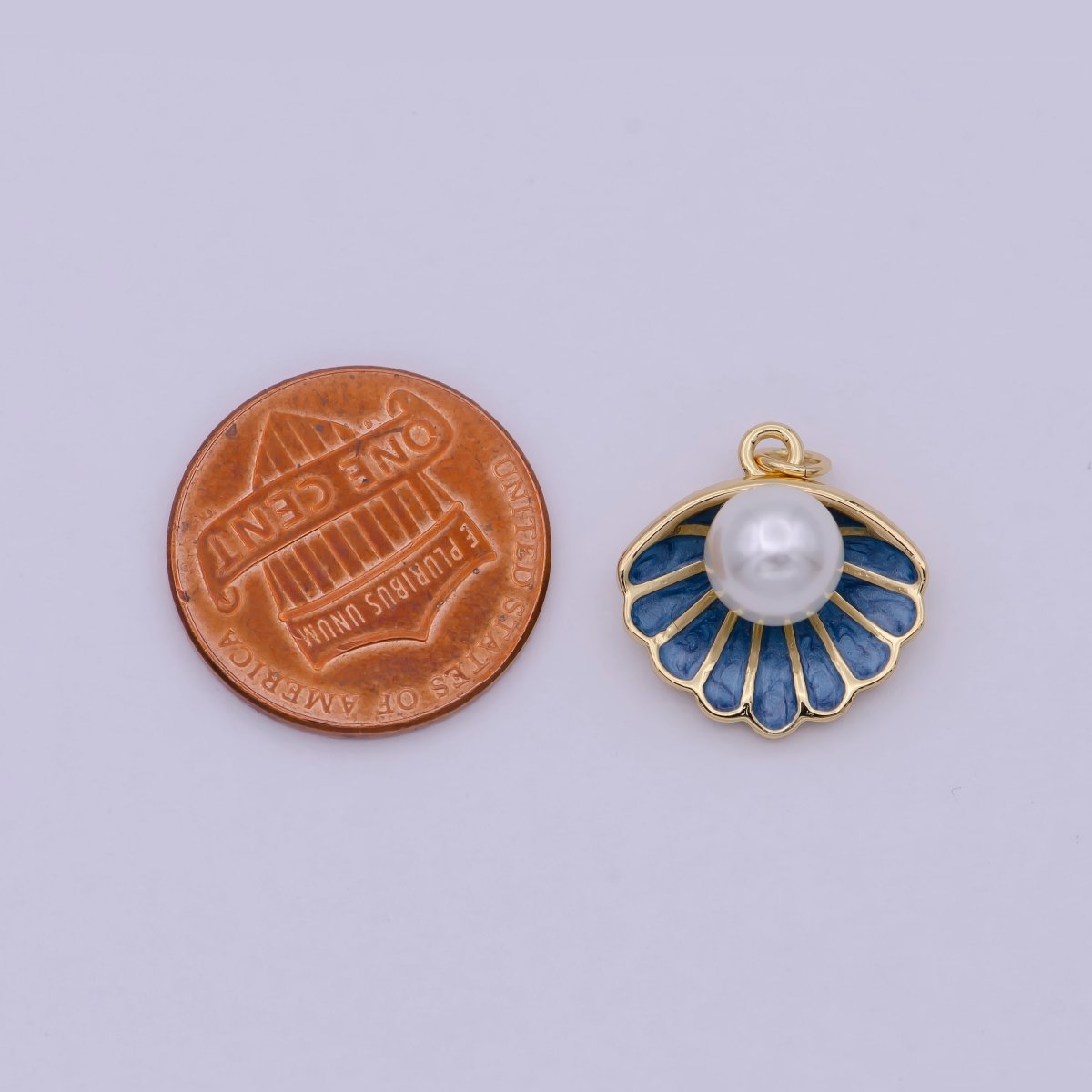 Mini Gold Shell Pearl Charm Blue Enamel Clam Pendant for Add on Charm N-244