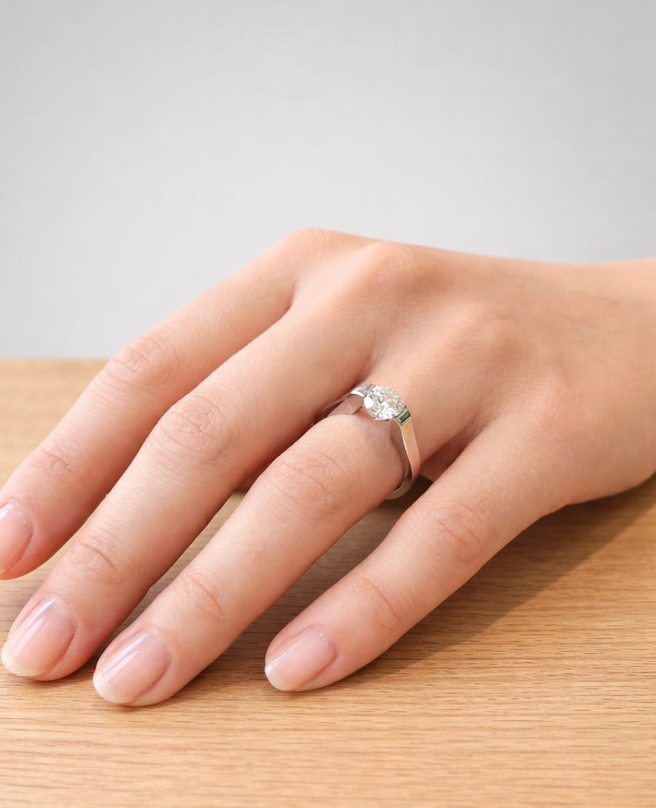 RG091W B.Tiff Tension 1 ct Round Solitaire Curved Edge Engagement Ring