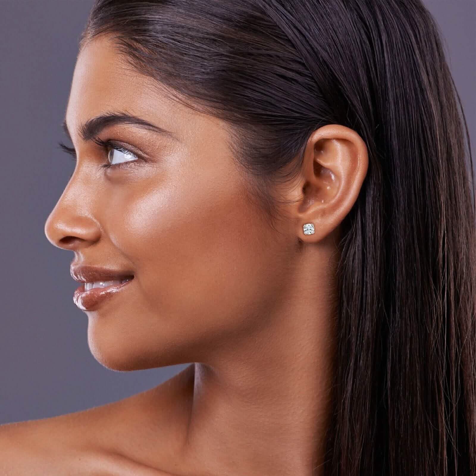 Clous d'oreilles en diamant naturel 0,25 carat (poids total) en or blanc ou jaune 14 carats