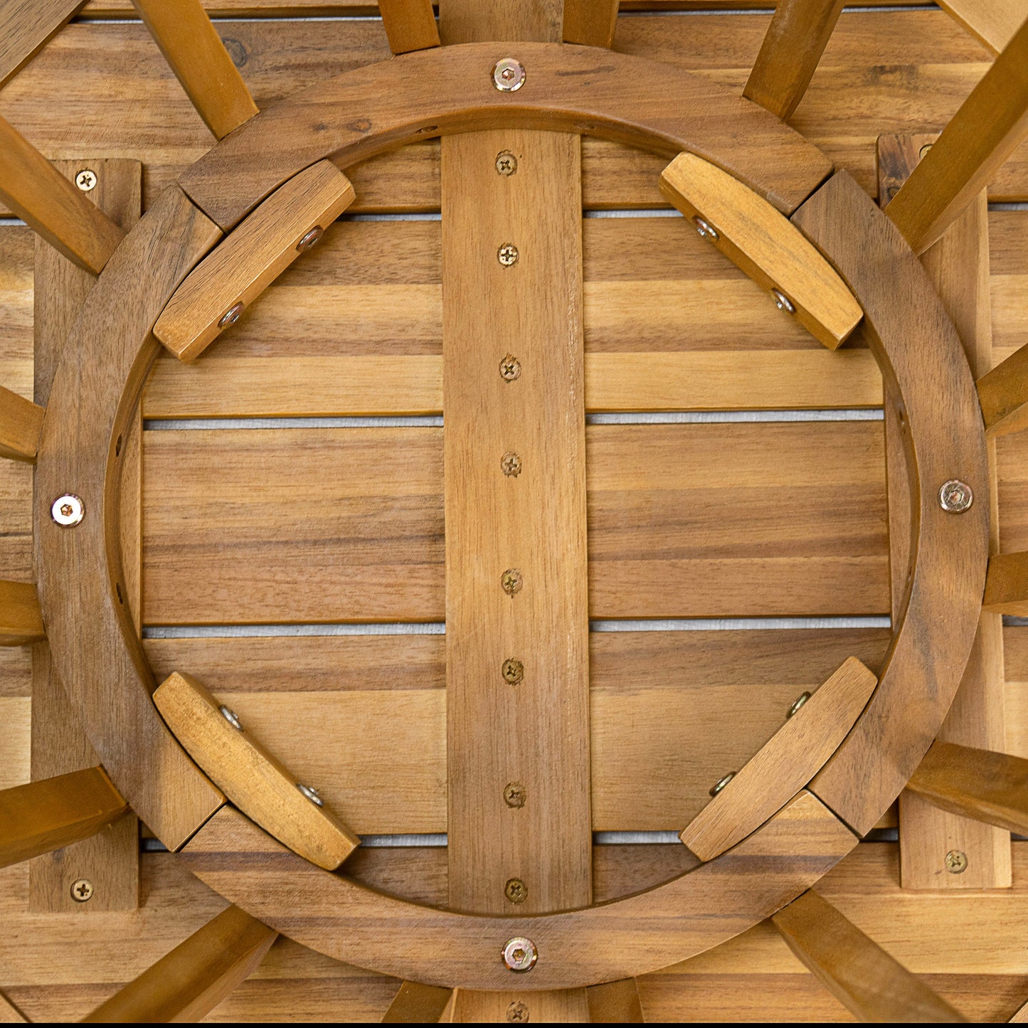 Outdoor Round Top Acacia Wood Dining Table