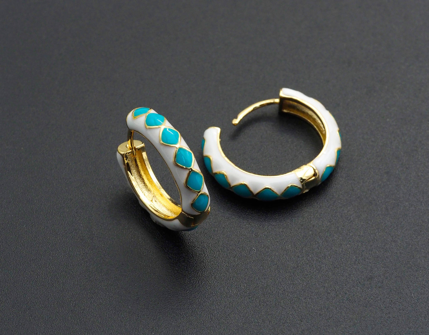 Enamel Diamond Shape Dots Hoop Earring, Sku#J157