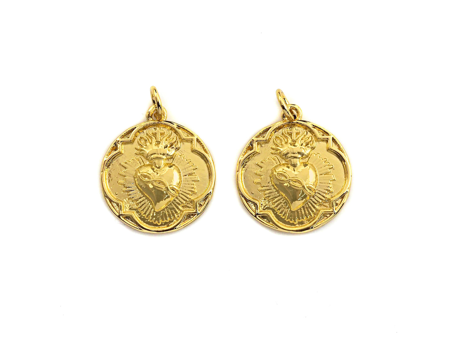 Medallion Heart Pendant/Charm, Embossment Heart Disc Pendant, Cubic Zirconia Pendant, Gold Tone, 18x20mm, Sku#Z693