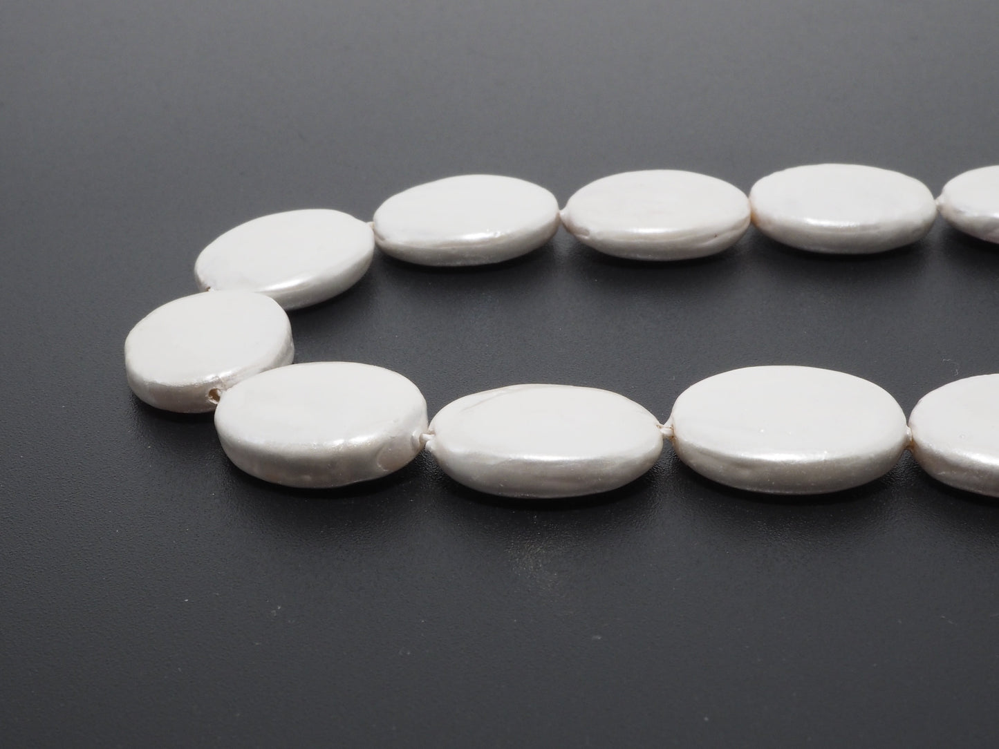 Quality Plated Oval Shape White Mother of Pearl Beads, Flat Oval White Pearl Shell,12x16mm/20x30mm,15inch strand,SKU#U238
