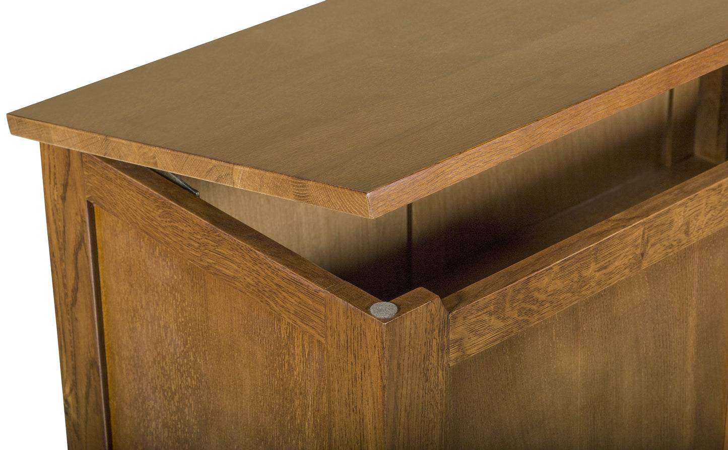Mission Solid Oak Trunk - Michael's Cherry (MC-A)