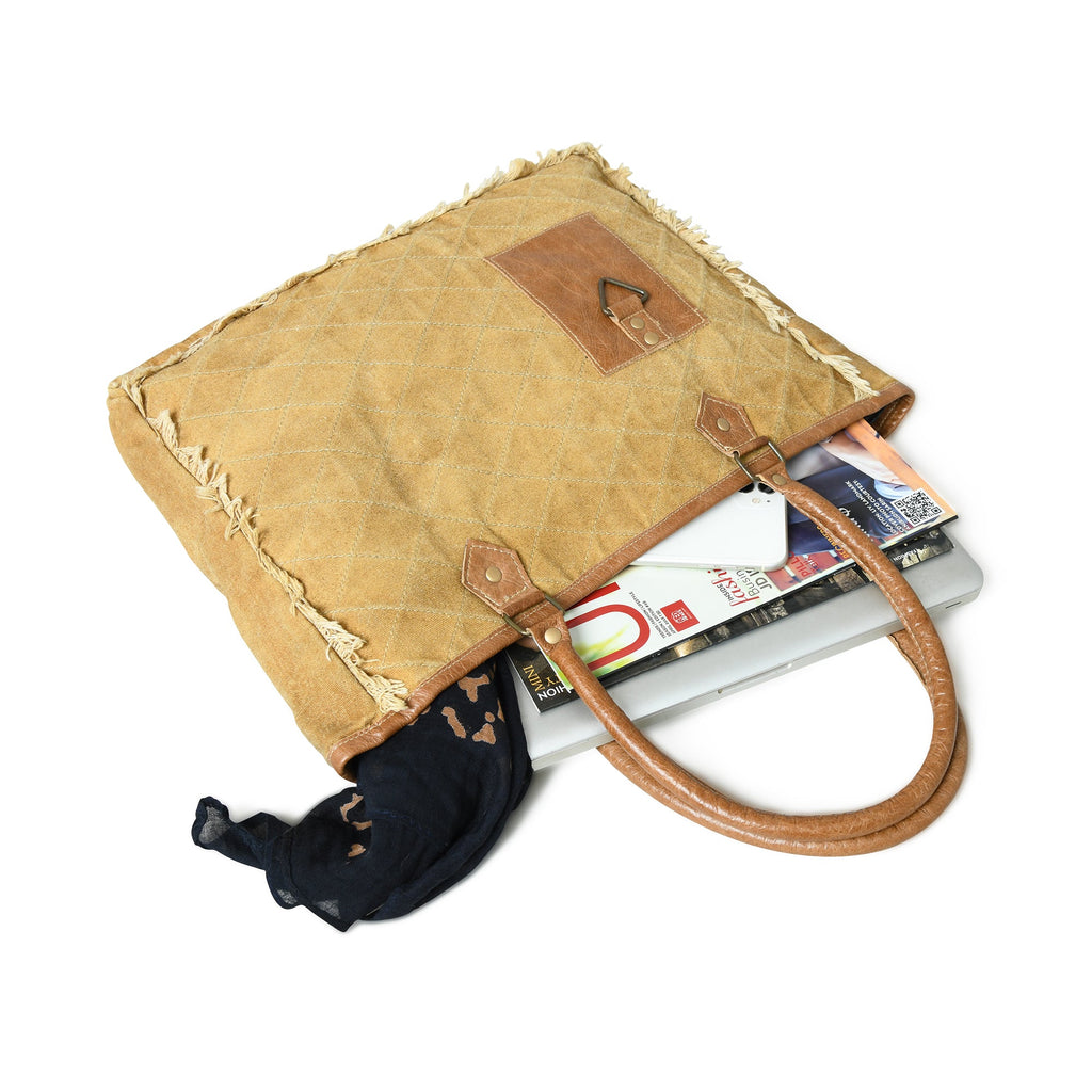 Sac en toile beige style bohème chic