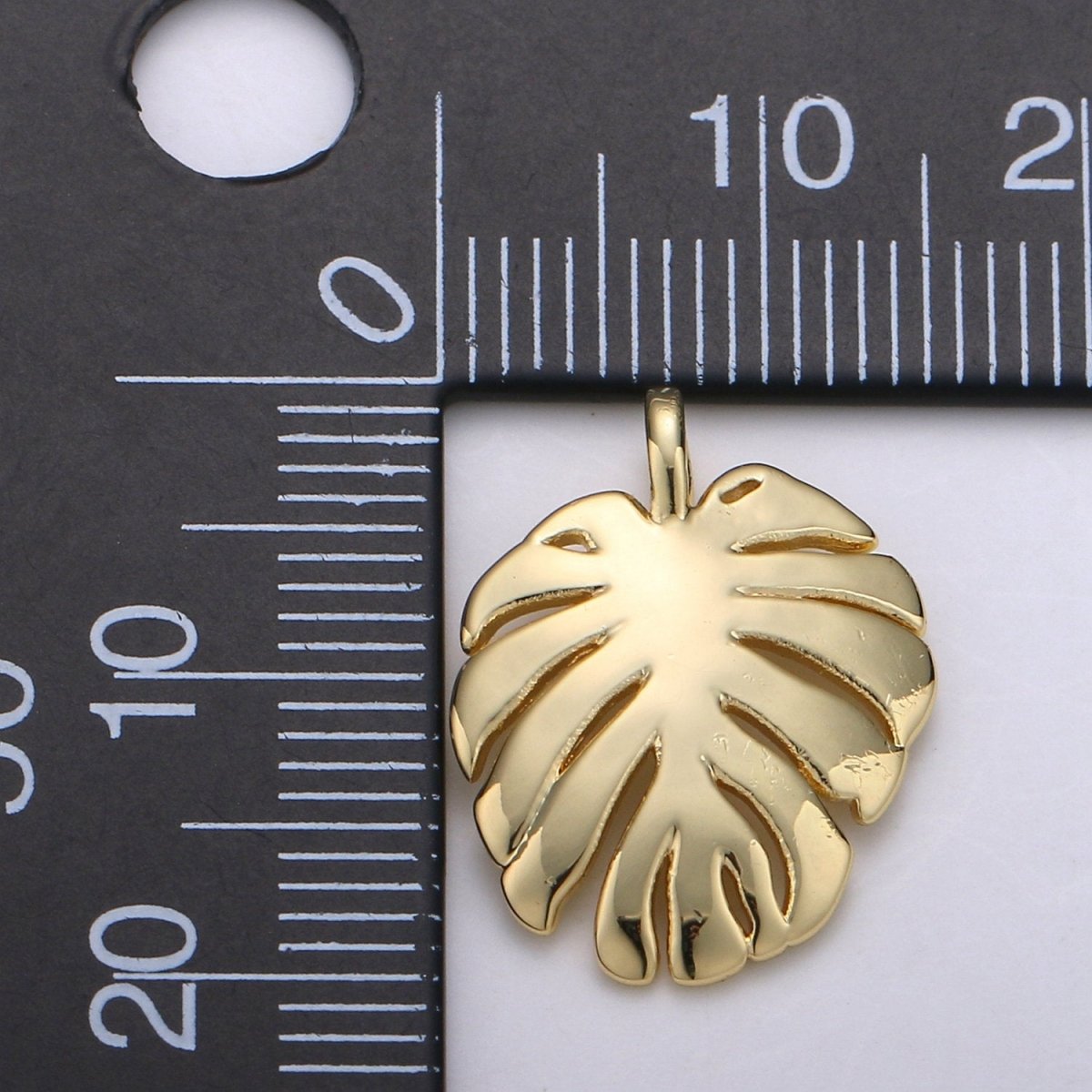 14k Gold Filled Monstera Charm Tropical Foliage Pendant Monstera Pendant Palm Leaf Pendant for Necklace Bracelet Component Supply D-682
