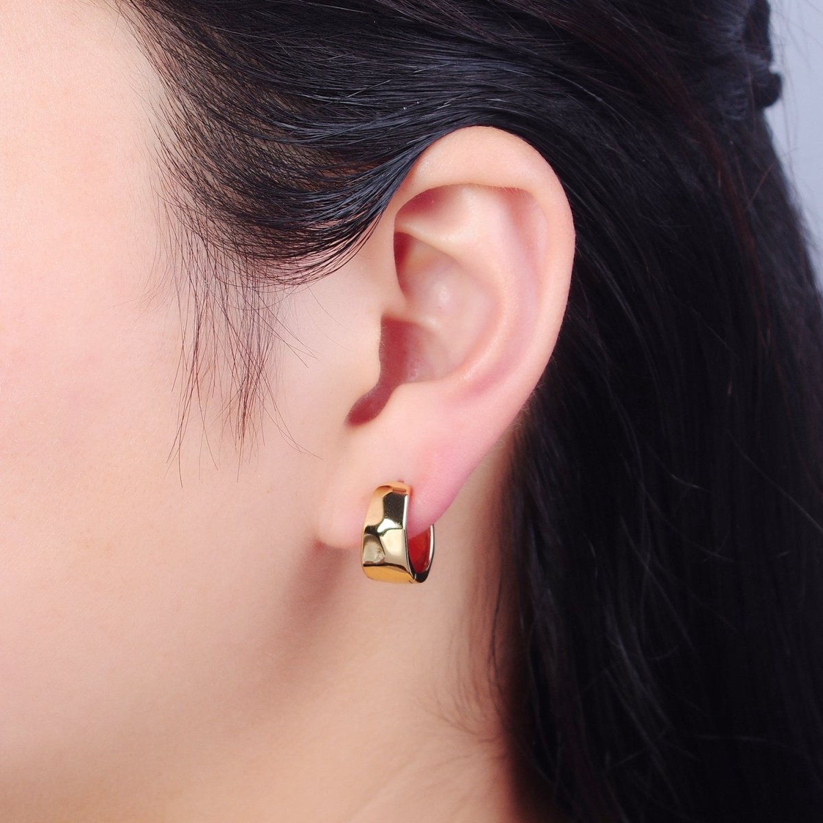 14K Gold Filled Multifaceted Geometric Hammered Huggie Hoop Earrings P-387