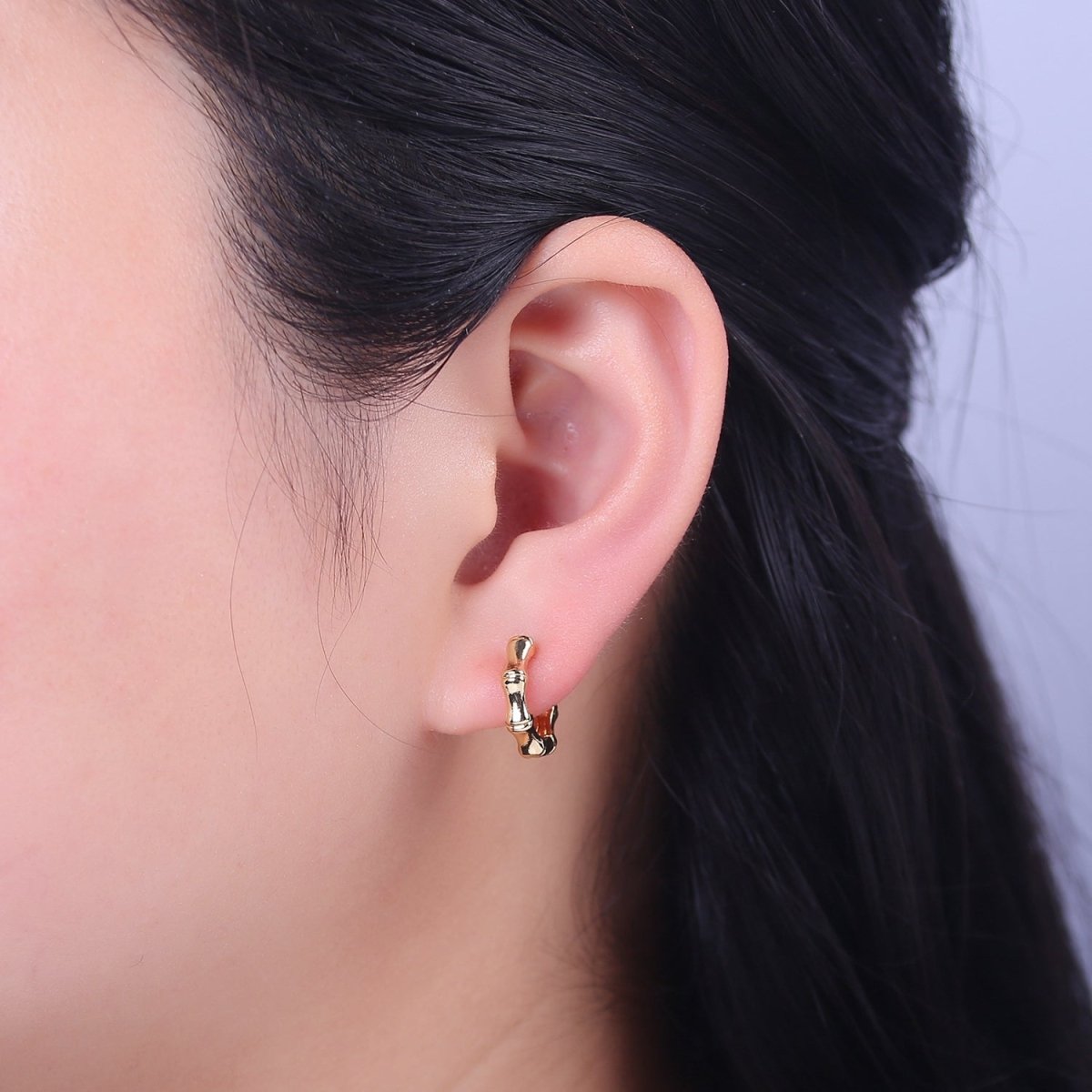 15mm Gold Bamboo Hoop Earring for Everyday Jewelry Q-083