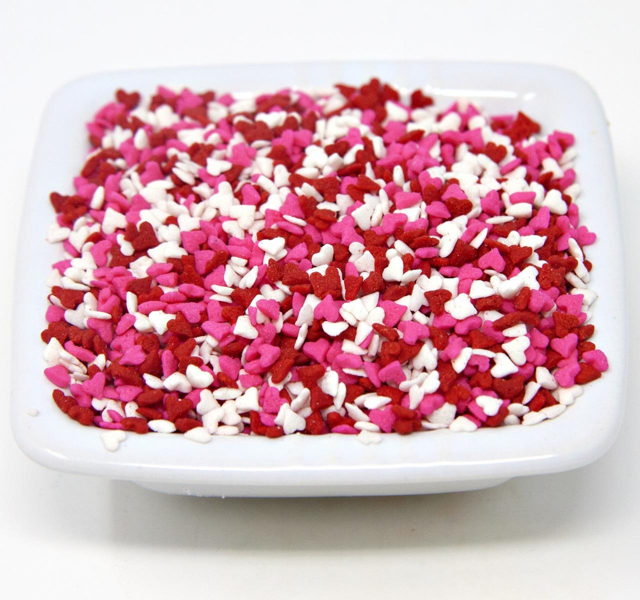 Cœurs de la Saint-Valentin en paillettes à parsemer - Formes de cœurs rouges, blanches et roses