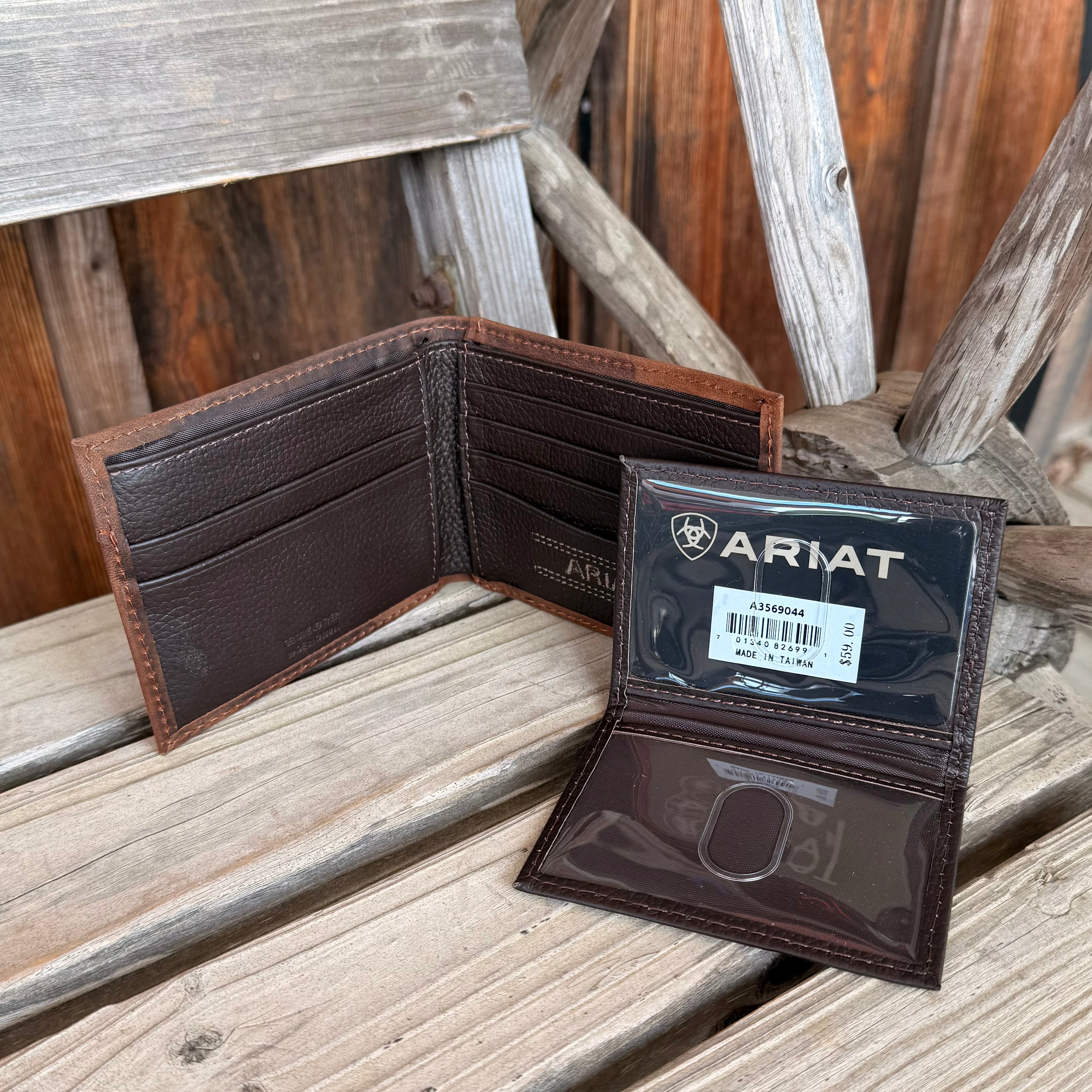 Brown Scroll Bi-Fold Wallet | Ariat