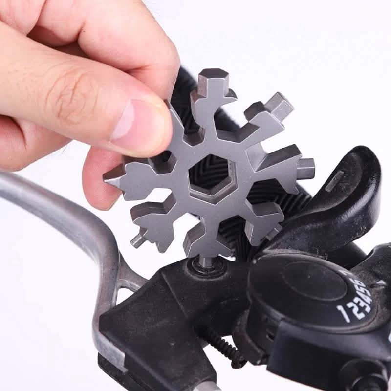 Outil multifonction 18-en-1 en forme de flocon de neige en acier inoxydable