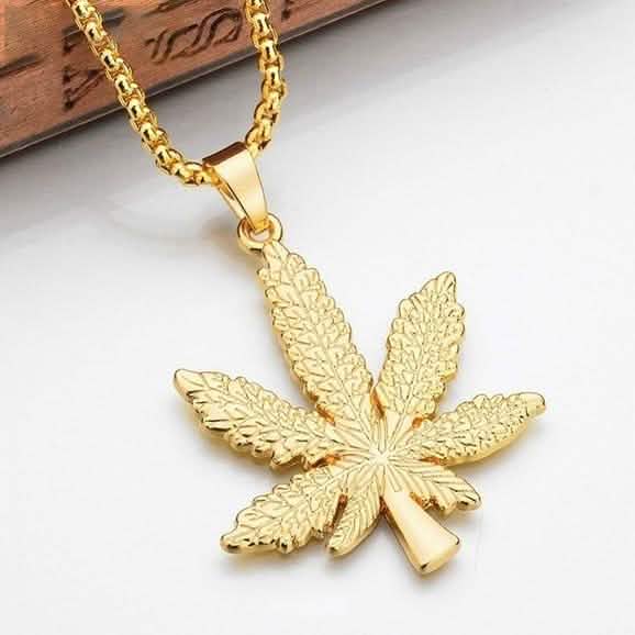 Collier pendentif pot plaqué or 18 carats, chaîne serpent