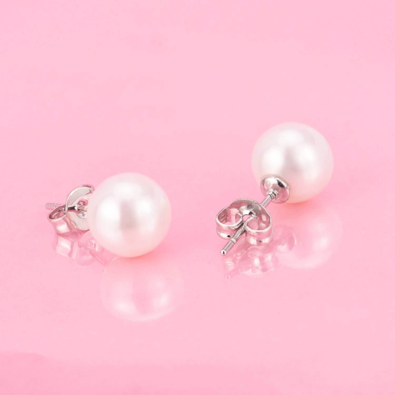 Boucles d'oreilles en or blanc 18 carats avec perles de culture de 4,00 carats