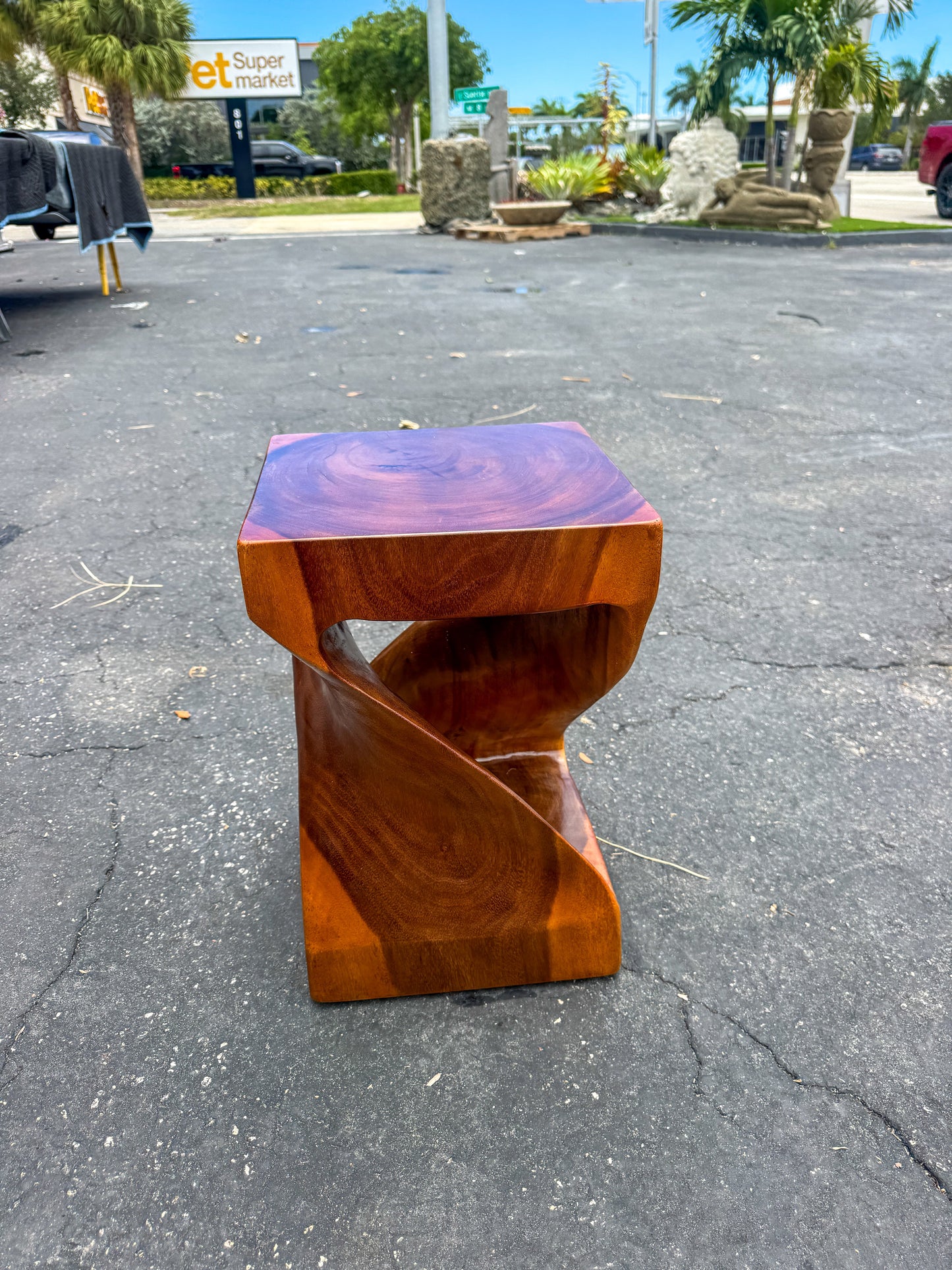 Suar Twist Style Stool
