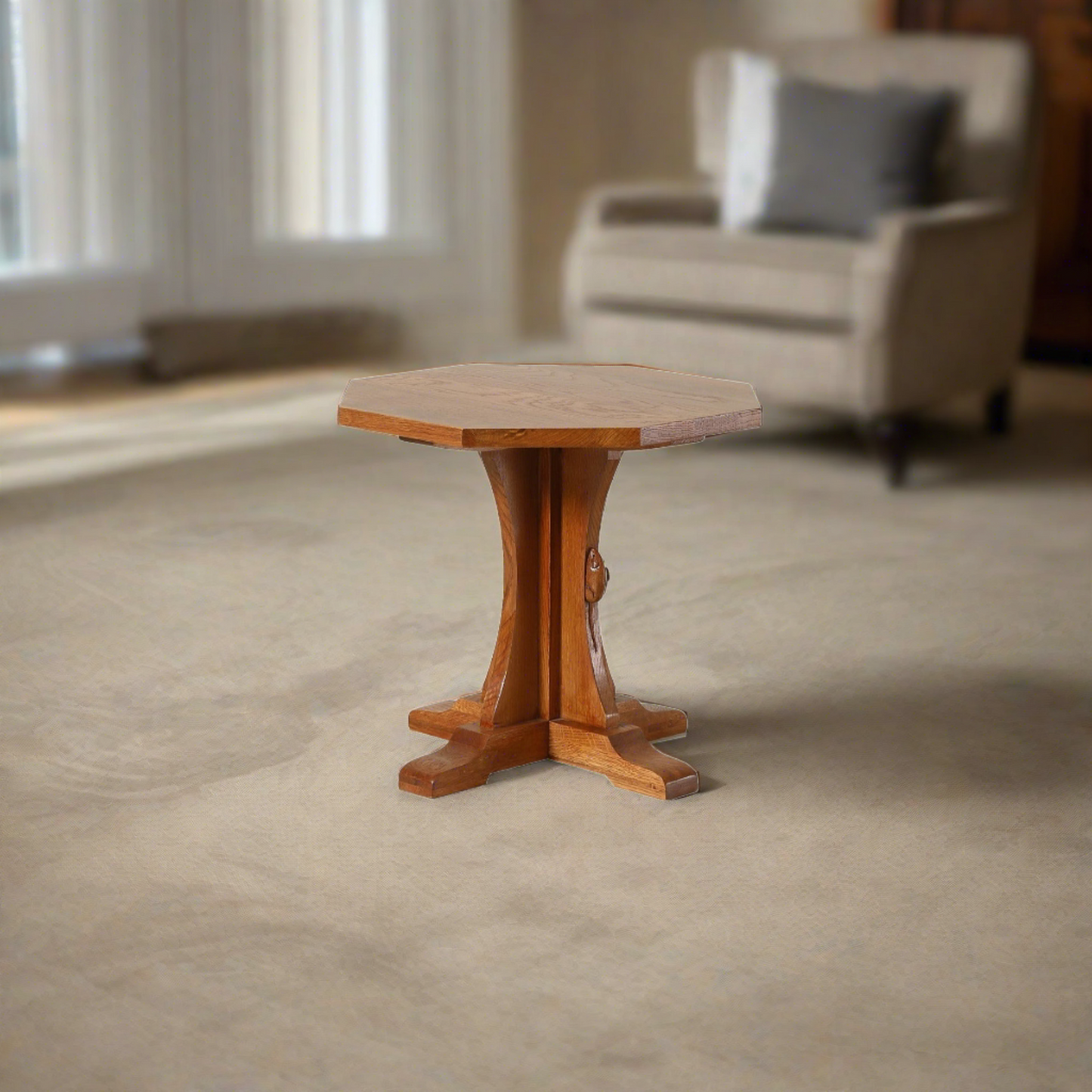 Mission Solid Oak Mouse Detail End Table