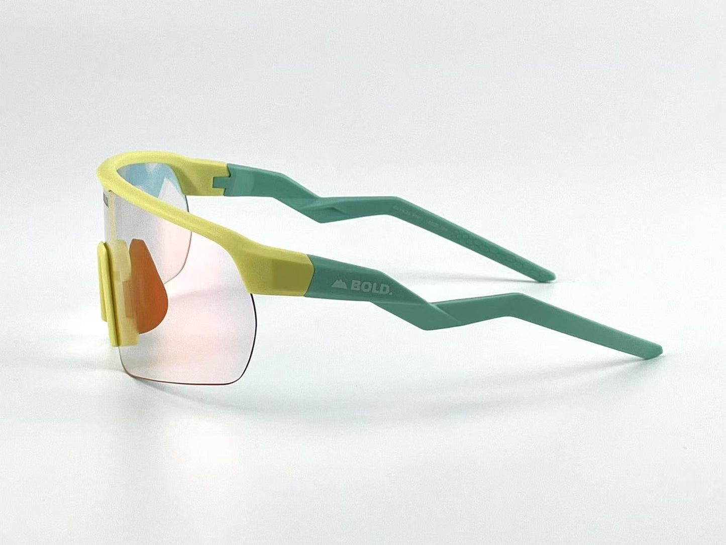 BOLD Flash Photochromic Sunglasses – MTB, Ski, Run & Lifestyle Eyewear