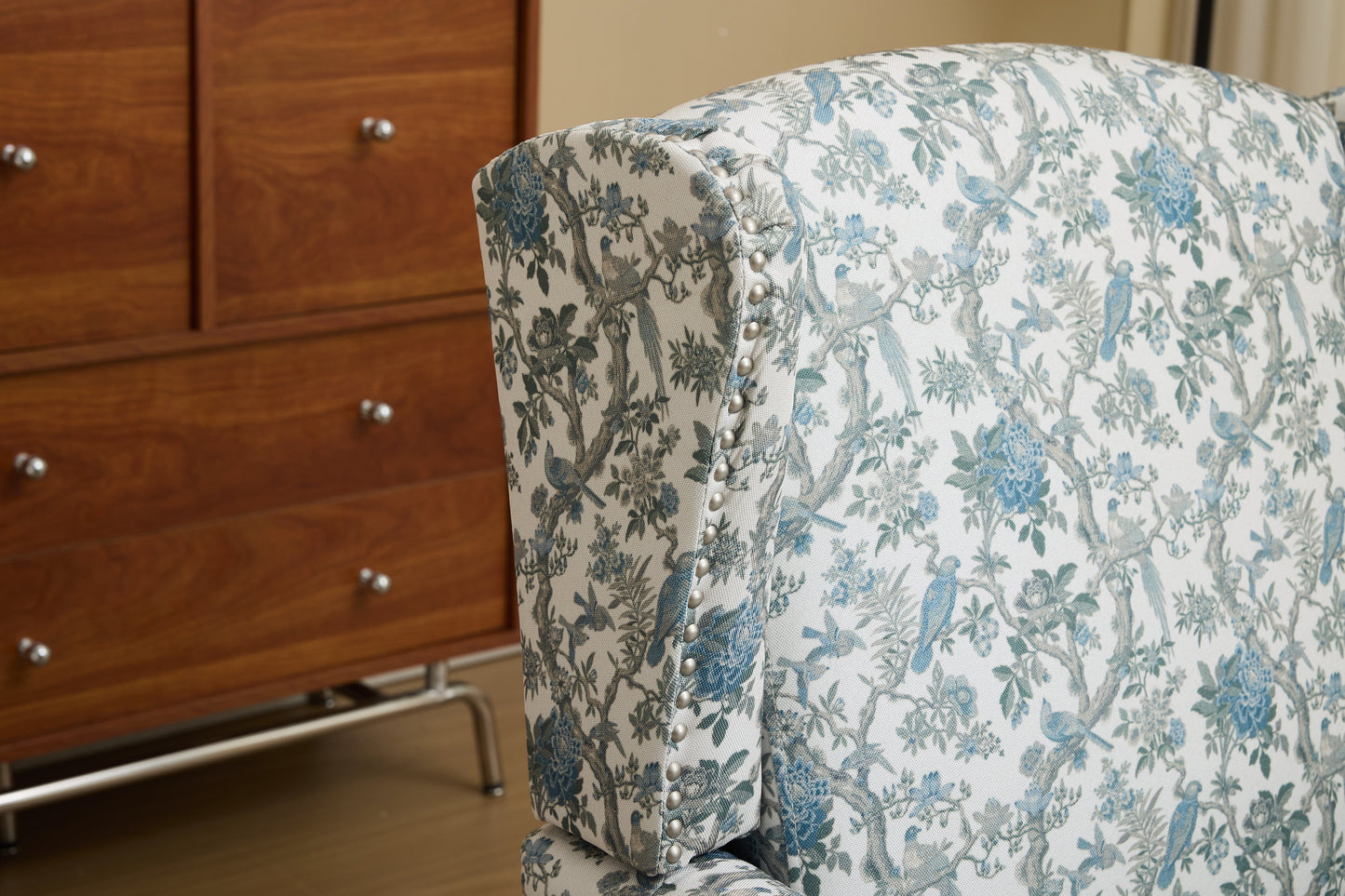 Modern Accent Chair with Retro Wood Legs