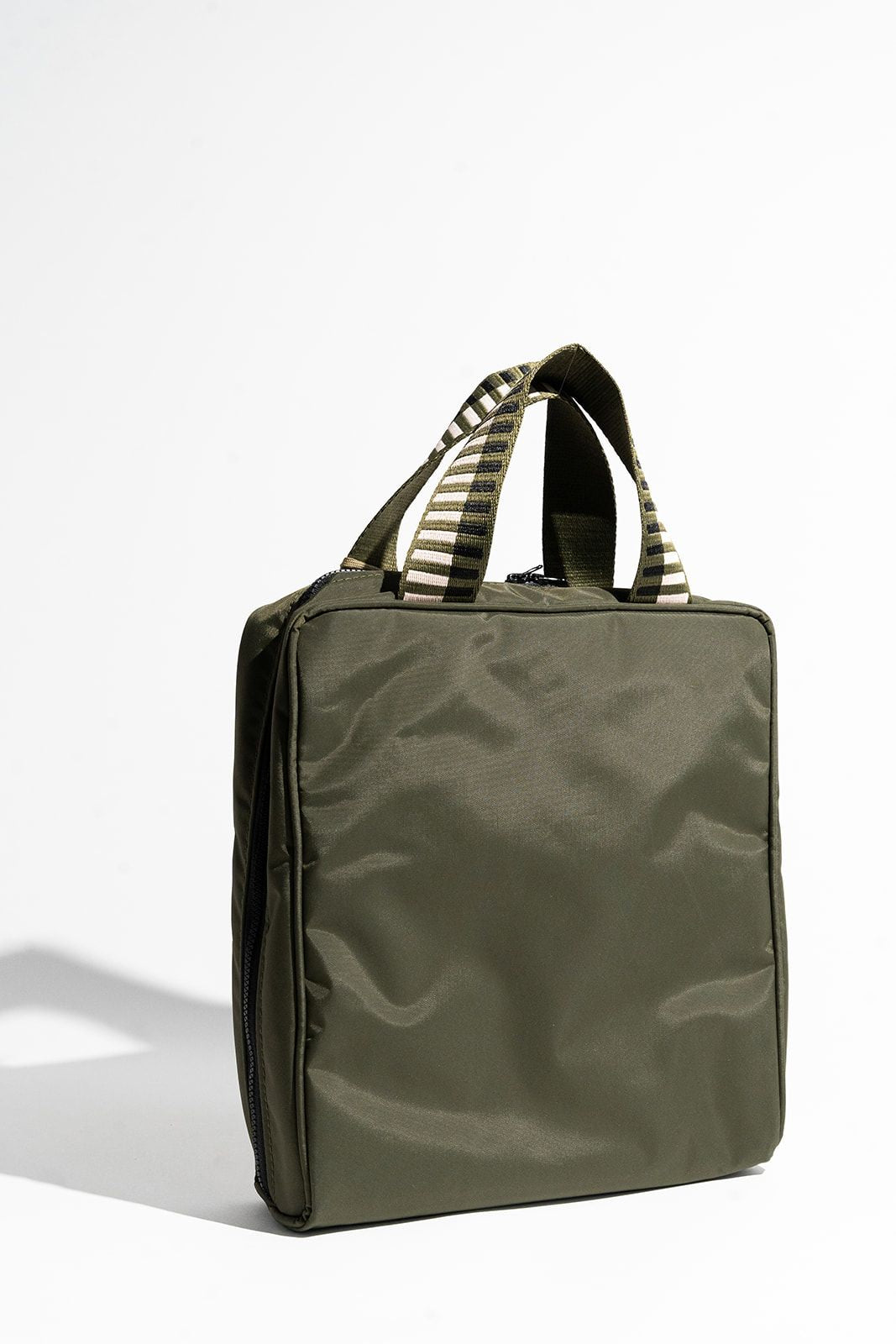 Reveille Vertical Nylon Cosmetic Case