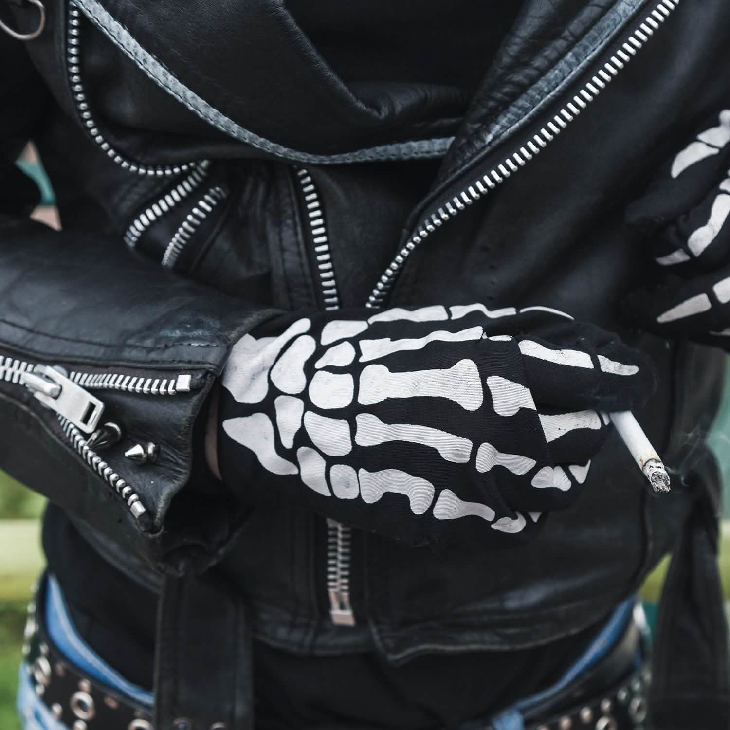 2-Pack: Halloween Special Glow In The Dark Gloves
