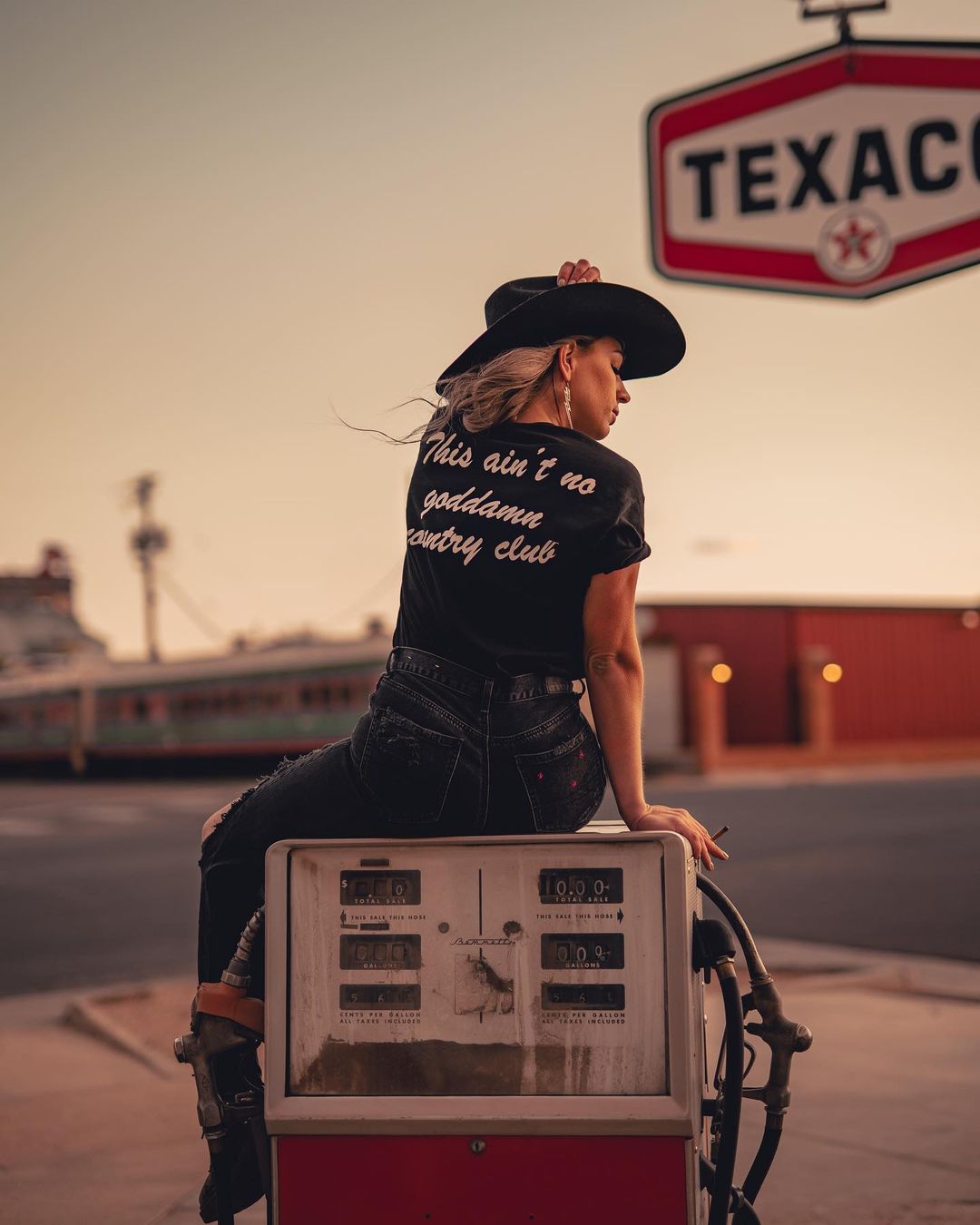 Ain't No Country Club - LAST CHANCE!