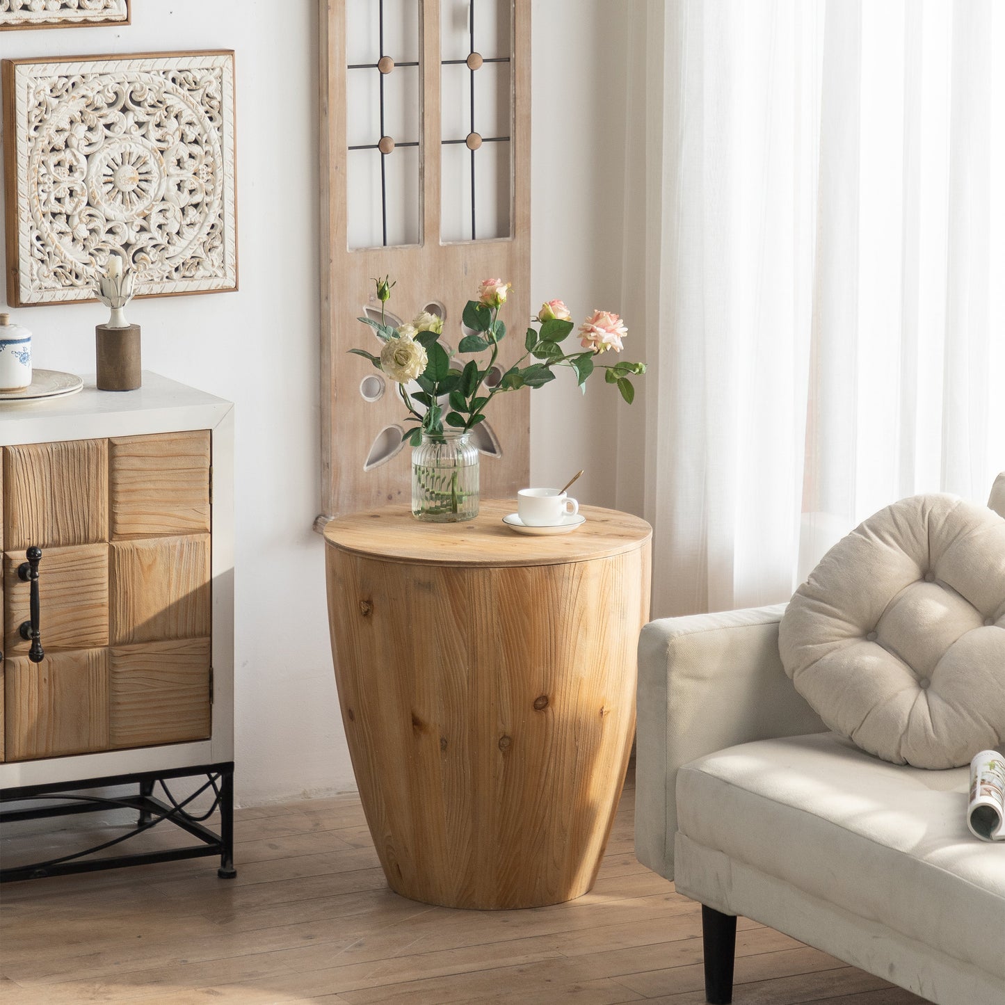 21.06" Vintage Style Bucket Shaped Coffee Table