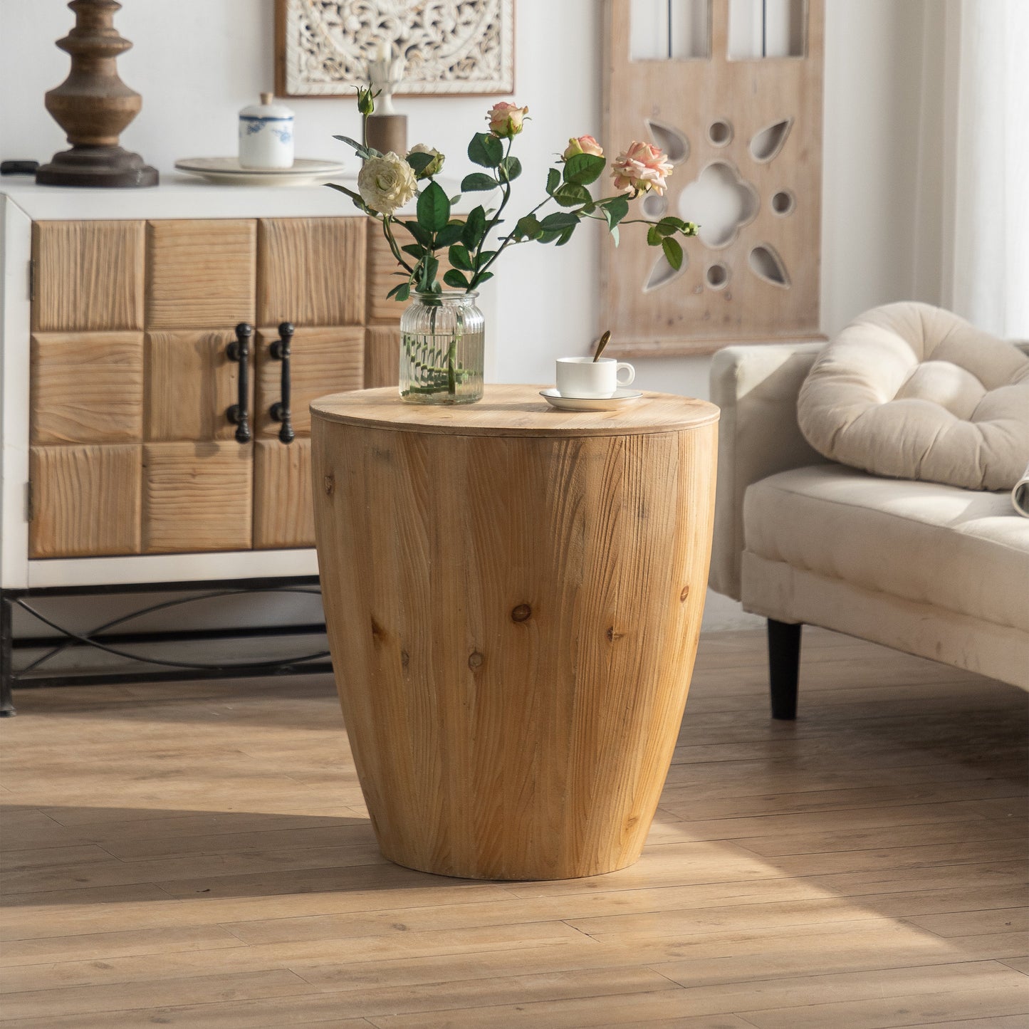 21.06" Vintage Style Bucket Shaped Coffee Table