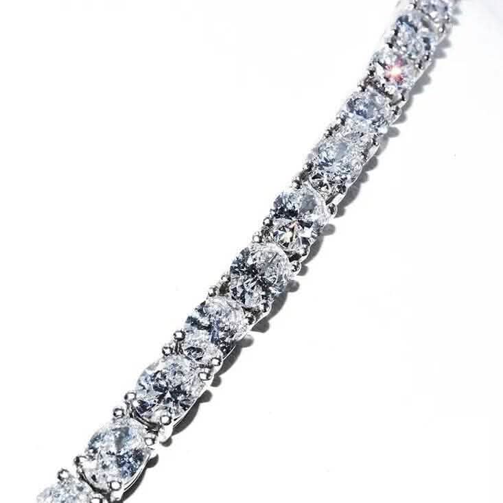 21.25カラット ラボグロウンオーバルダイヤモンド グラデュエーテッドテニスネックレス プラチナ＆14K