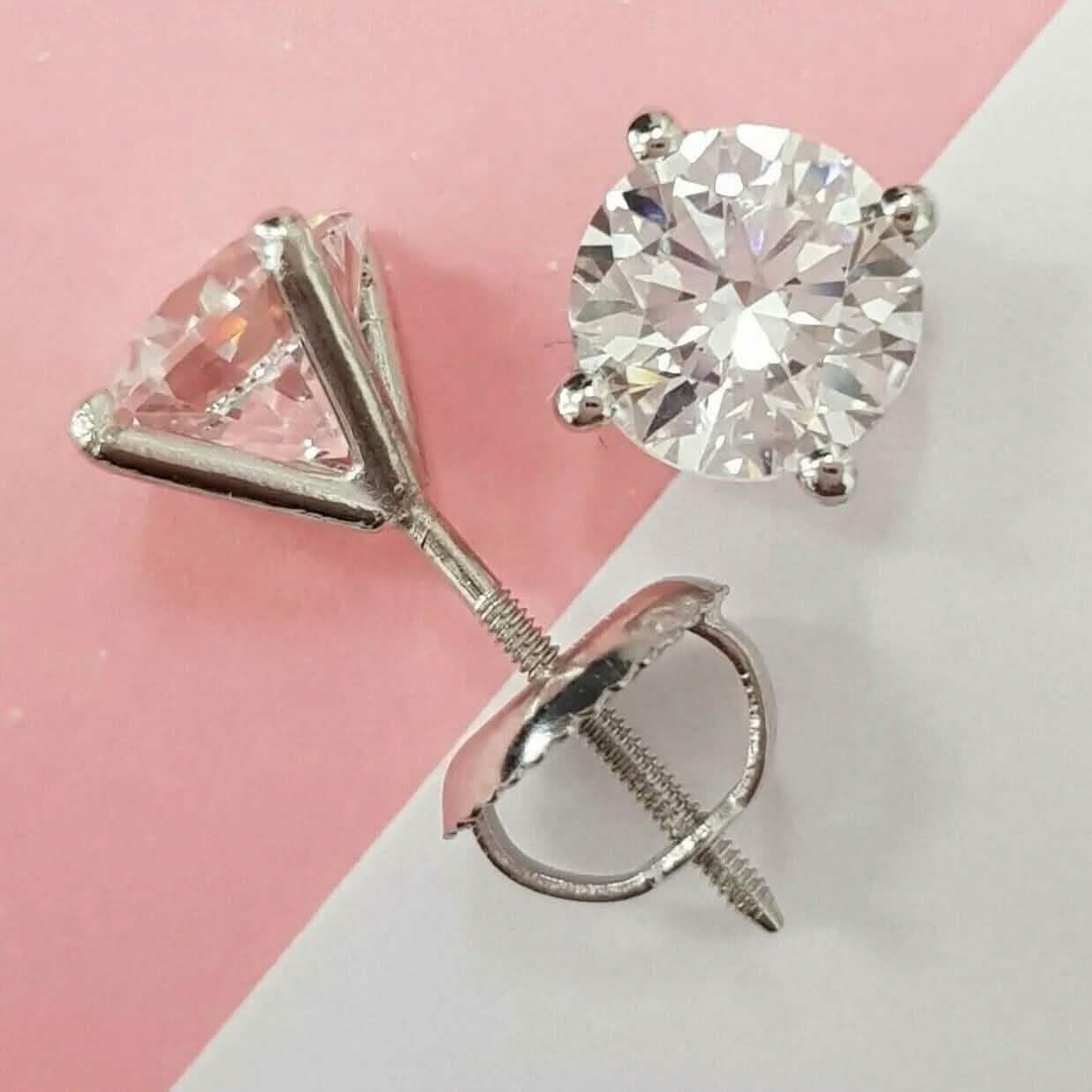 Boucles d'oreilles clous diamant 2,15 carats, rond naturel, or blanc 14 carats, monture Martini F-G/I1