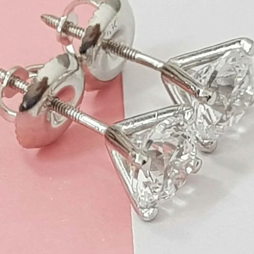 Boucles d'oreilles clous diamant 2,15 carats, rond naturel, or blanc 14 carats, monture Martini F-G/I1