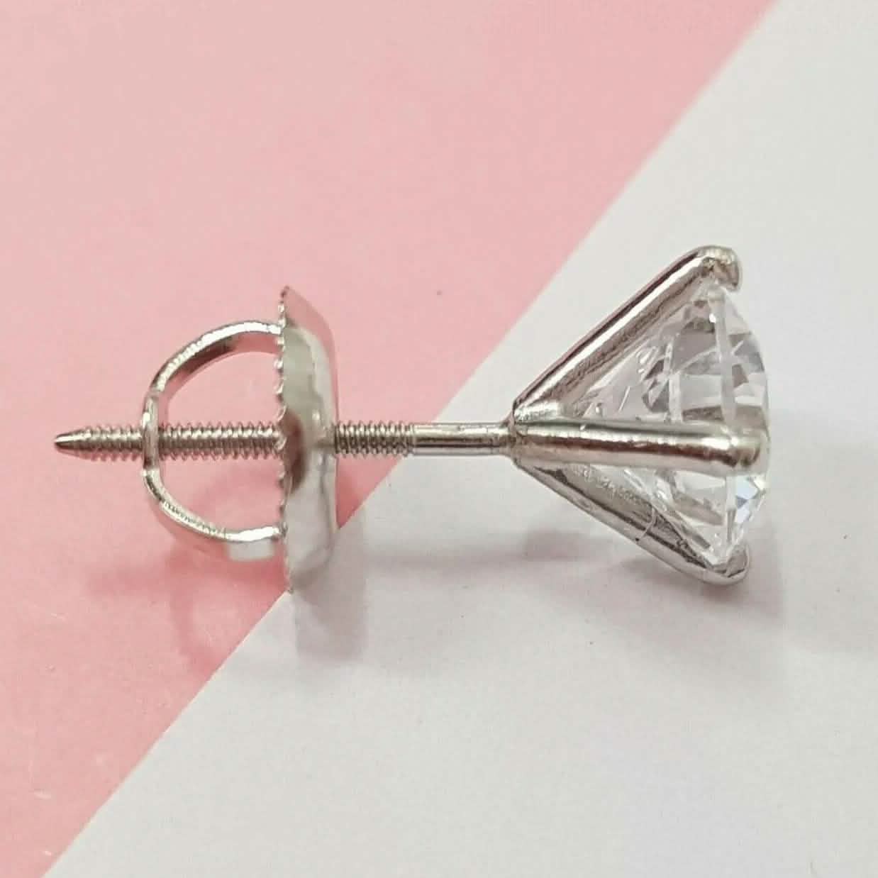 Boucles d'oreilles clous diamant 2,15 carats, rond naturel, or blanc 14 carats, monture Martini F-G/I1