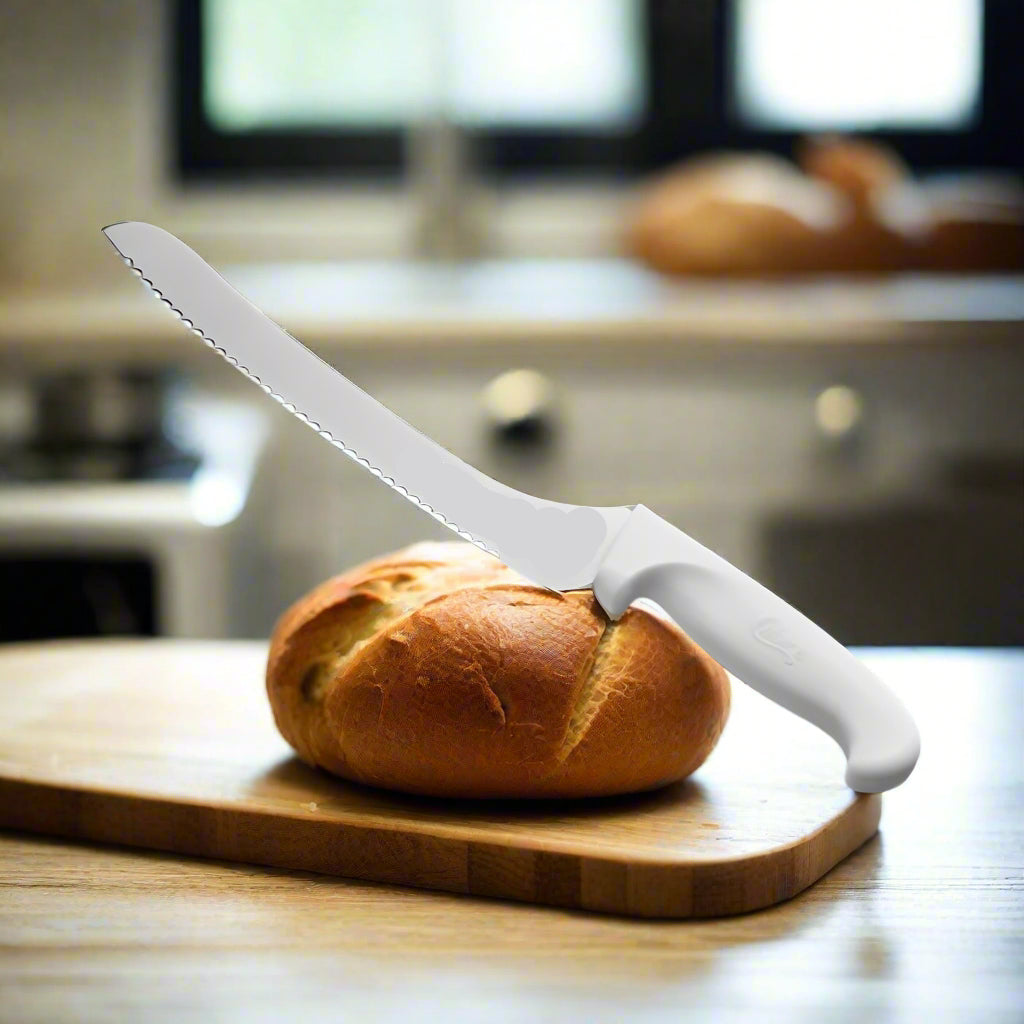 Couteaux à gâteau/pain à bord déporté - Lame dentelée, quatre longueurs au choix