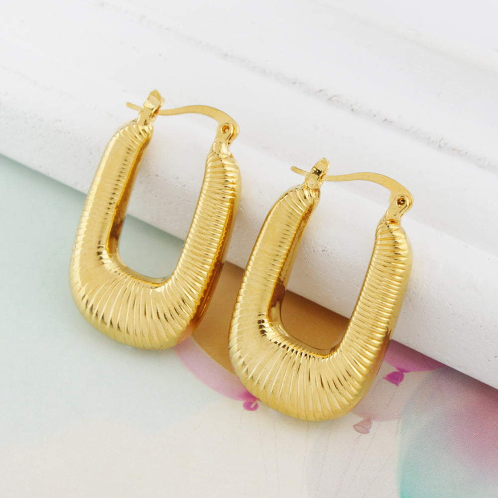 RMZ GOLD NYC 14k Gold Flat Oval Hoop earrings