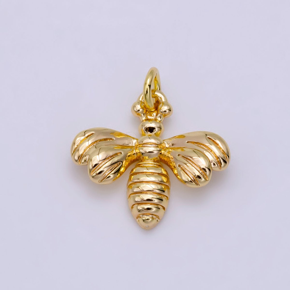 24k Gold Filled Bee Pendant Charm, Insect Bug Pendant Charm, Gold Filled Animal Pendant, For DIY Jewelry C-819