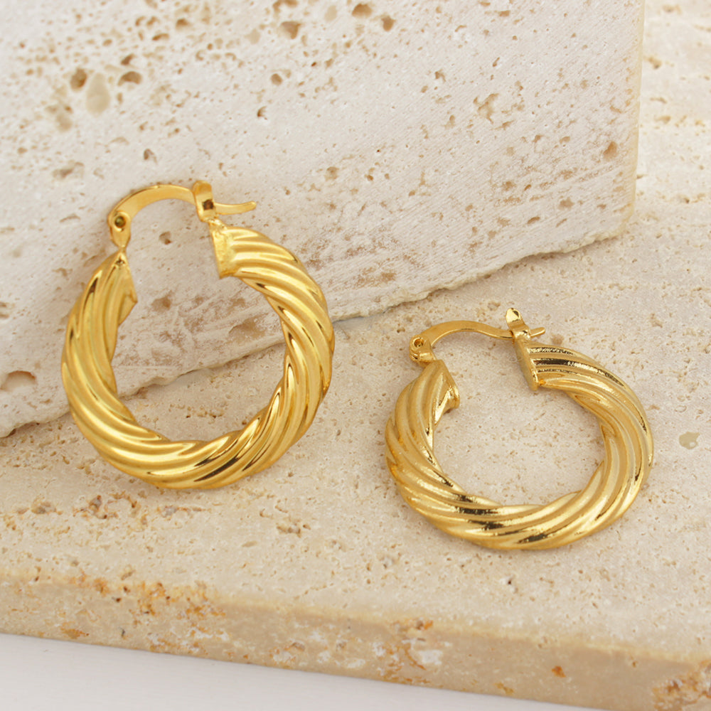 RMZ GOLD NYC 14k Gold Classic Bamboo Hoop Earrings