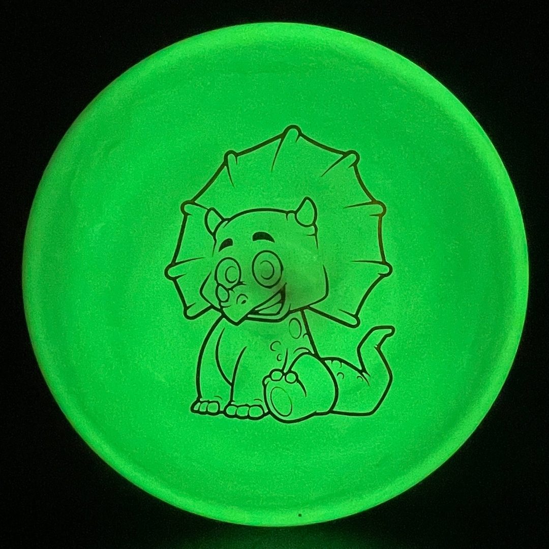 Glow Egg Shell Triceratops - Youth